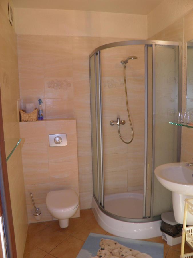 Apartament Z Ogrodkiem Kołobrzeg Buitenkant foto