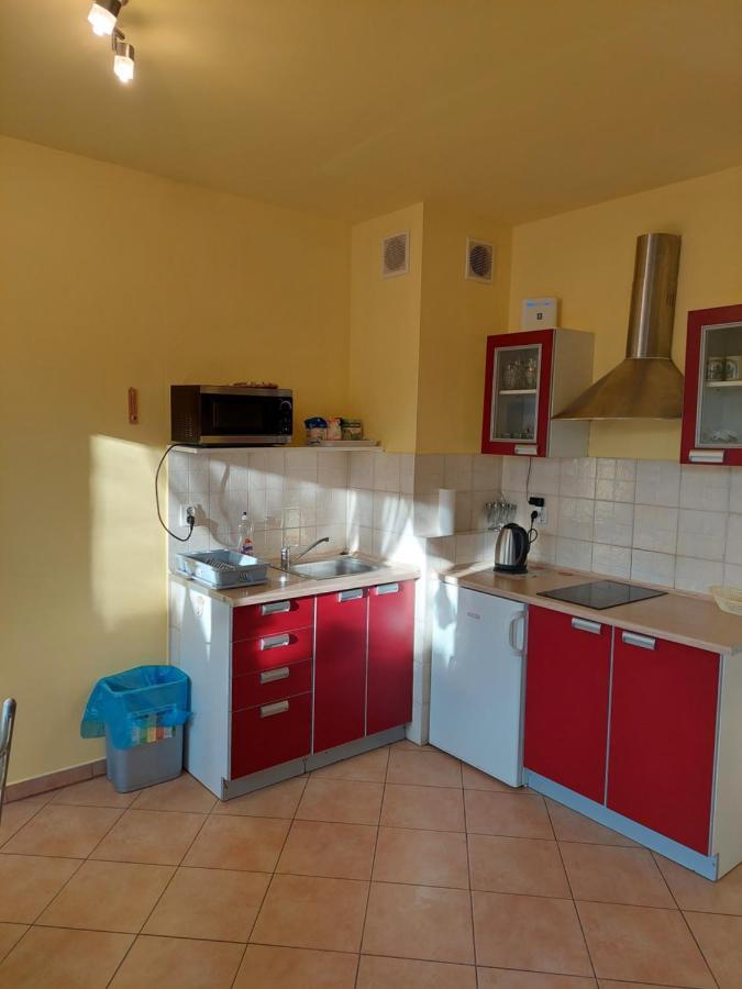 Apartament Z Ogrodkiem Kołobrzeg Buitenkant foto